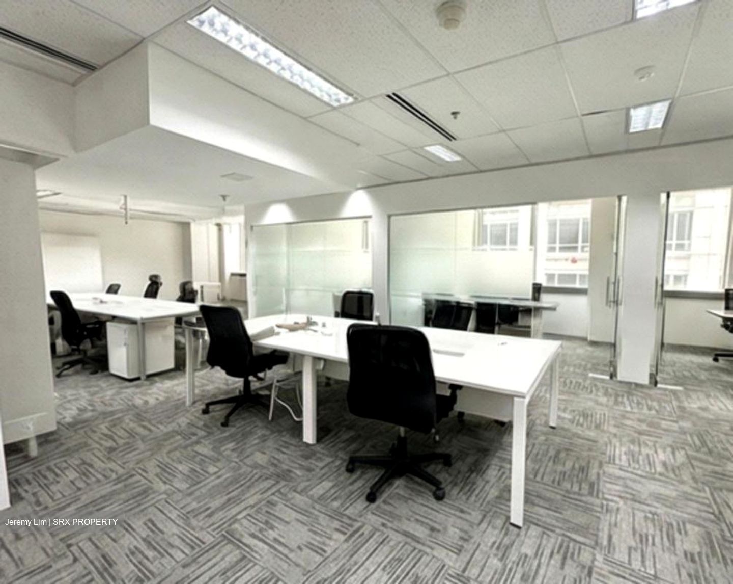 Robinson 112 (D1), Office #528916341